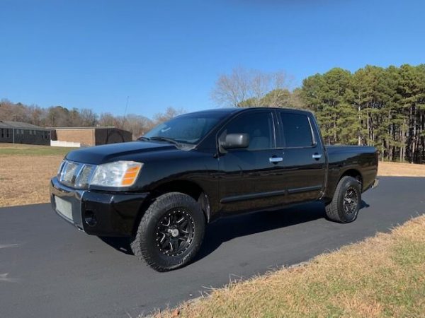 2007-Nissan-Titan-XE