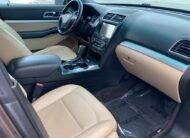 2016 Ford Explorer XLT – 3rd row – 3.5L v6