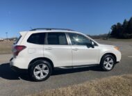 2015 Subaru Forester 2.5i Limited   <a href='http://www.carfax.com/VehicleHistory/p/Report.cfx?partner=DVW_1&vin=JF2SJAHC6FH564578'><img src='http://www.carfaxonline.com/assets/subscriber/carfax_free_button.gif' width='120' height='49' border='0'></a>
