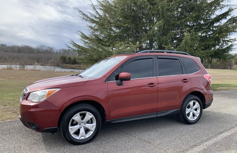2014 Subaru Forester 2.5i Limited                            <a href='http://www.carfax.com/VehicleHistory/p/Report.cfx?partner=DVW_1&vin=JF2SJAHC8EH470054'><img src='http://www.carfaxonline.com/assets/subscriber/carfax_free_button.gif' width='120' height='49' border='0'></a>