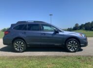 2017 Subaru Outback 3.6r Limited        <a href='http://www.carfax.com/VehicleHistory/p/Report.cfx?partner=DVW_1&vin=4S4BSENC9H3326503'><img src='http://www.carfaxonline.com/assets/subscriber/carfax_free_button.gif' width='120' height='49' border='0'></a>