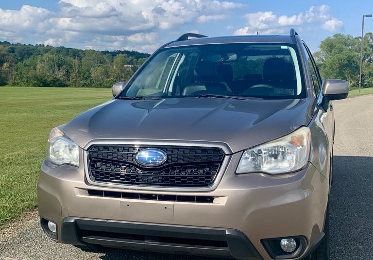 2015 Subaru Forester 2.5i Limited              <a href='http://www.carfax.com/VehicleHistory/p/Report.cfx?partner=DVW_1&vin=JF2SJAHC6FH414132'><img src='http://www.carfaxonline.com/assets/subscriber/carfax_free_button.gif' width='120' height='49' border='0'></a>