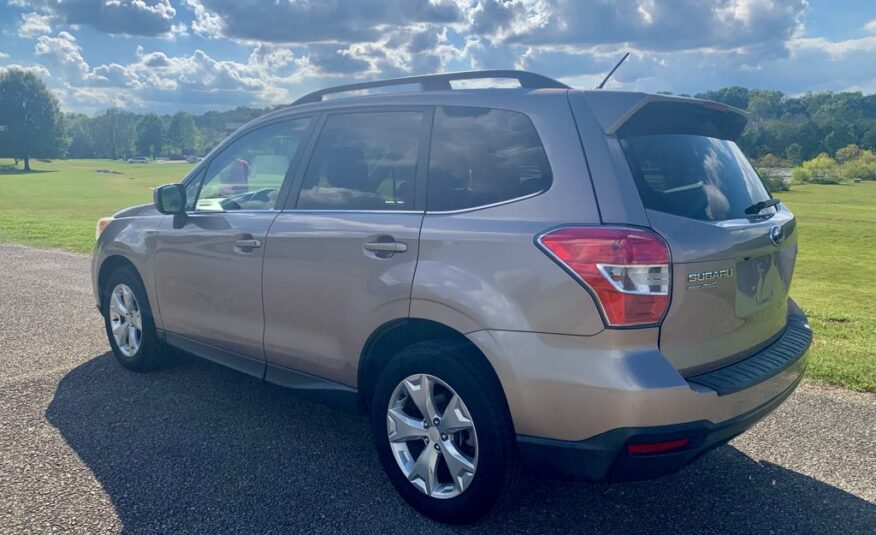 2015 Subaru Forester 2.5i Limited              <a href='http://www.carfax.com/VehicleHistory/p/Report.cfx?partner=DVW_1&vin=JF2SJAHC6FH414132'><img src='http://www.carfaxonline.com/assets/subscriber/carfax_free_button.gif' width='120' height='49' border='0'></a>