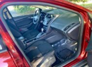 2015 Ford Focus SE         <a href='http://www.carfax.com/VehicleHistory/p/Report.cfx?partner=DVW_1&vin=1FADP3F29FL226445'><img src='http://www.carfaxonline.com/assets/subscriber/carfax_free_button.gif' width='120' height='49' border='0'></a>