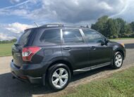 2015 Subaru Forester 2.5i    <a href='http://www.carfax.com/VehicleHistory/p/Report.cfx?partner=DVW_1&vin=JF2SJABC1FH462095'><img src='http://www.carfaxonline.com/assets/subscriber/carfax_free_button.gif' width='120' height='49' border='0'></a>