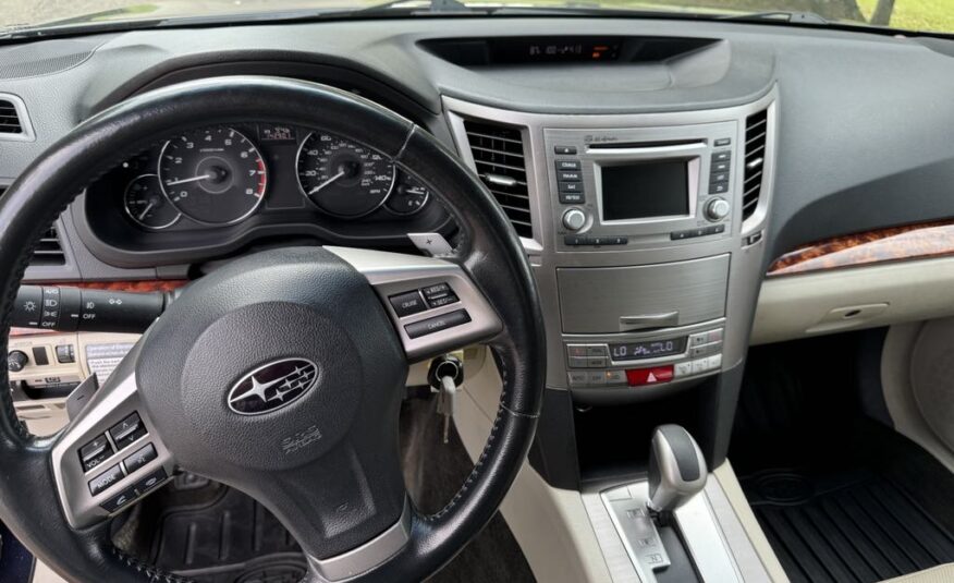 2012 Subaru Outback 2.5i Limited         <a href='http://www.carfax.com/VehicleHistory/p/Report.cfx?partner=DVW_1&vin=4S4BRCKC2C3258204'><img src='http://www.carfaxonline.com/assets/subscriber/carfax_free_button.gif' width='120' height='49' border='0'></a>