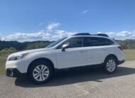 2016 Subaru Outback 2.5i Premium     <a href='http://www.carfax.com/VehicleHistory/p/Report.cfx?partner=DVW_1&vin=4S4BSBHC8G3264939'><img src='http://www.carfaxonline.com/assets/subscriber/carfax_free_button.gif' width='120' height='49' border='0'></a>