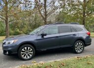 2017 Subaru Outback 2.5i Limited    <a href='http://www.carfax.com/VehicleHistory/p/Report.cfx?partner=DVW_1&vin=4S4BSANC3H3395020'><img src='http://www.carfaxonline.com/assets/subscriber/carfax_free_button.gif' width='120' height='49' border='0'></a>