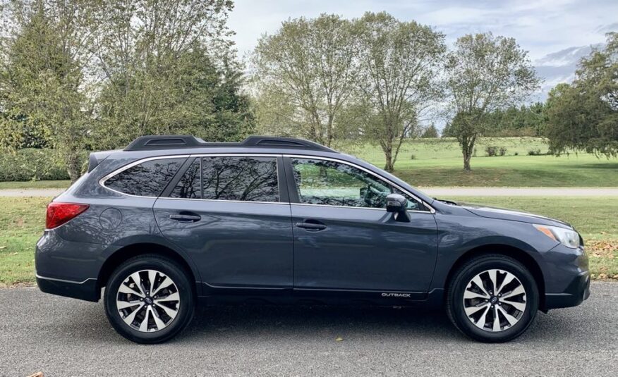 2017 Subaru Outback 2.5i Limited    <a href='http://www.carfax.com/VehicleHistory/p/Report.cfx?partner=DVW_1&vin=4S4BSANC3H3395020'><img src='http://www.carfaxonline.com/assets/subscriber/carfax_free_button.gif' width='120' height='49' border='0'></a>