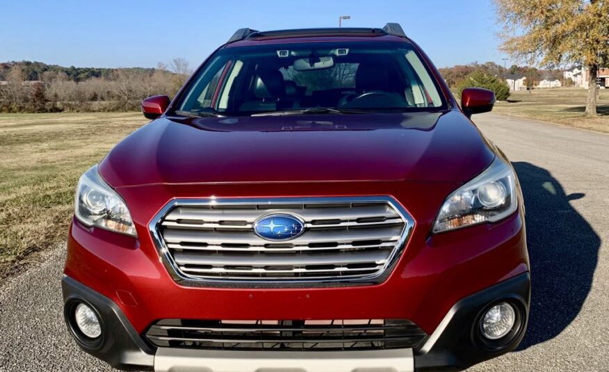 Beautiful 2015 Subaru Outback 3.6R Limited     <a href='http://www.carfax.com/VehicleHistory/p/Report.cfx?partner=DVW_1&vin=4S4BSENCXF3240467'><img src='http://www.carfaxonline.com/assets/subscriber/carfax_free_button.gif' width='120' height='49' border='0'></a>