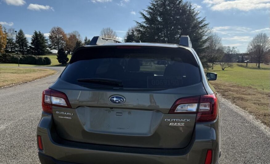 2015 Subaru Outback 2.5i Limited    <a href='http://www.carfax.com/VehicleHistory/p/Report.cfx?partner=DVW_1&vin=4S4BSALCXF3217654'><img src='http://www.carfaxonline.com/assets/subscriber/carfax_free_button.gif' width='120' height='49' border='0'></a>