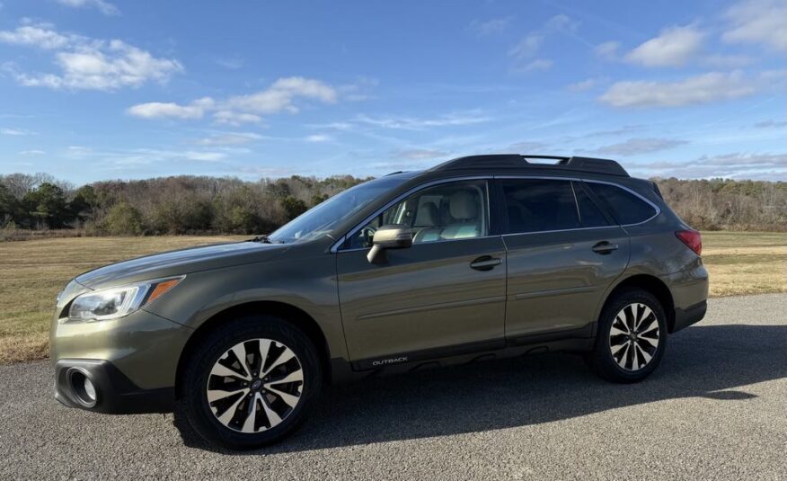 2015 Subaru Outback 2.5i Limited    <a href='http://www.carfax.com/VehicleHistory/p/Report.cfx?partner=DVW_1&vin=4S4BSALCXF3217654'><img src='http://www.carfaxonline.com/assets/subscriber/carfax_free_button.gif' width='120' height='49' border='0'></a>