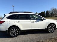 2017 Subaru Outback 2.5i Limited       <a href='http://www.carfax.com/VehicleHistory/p/Report.cfx?partner=DVW_1&vin=4S4BSANC6H3362528'><img src='http://www.carfaxonline.com/assets/subscriber/carfax_free_button.gif' width='120' height='49' border='0'></a>