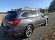 2016 Subaru Outback 2.5i Limited     <a href='http://www.carfax.com/VehicleHistory/p/Report.cfx?partner=DVW_1&vin=4S4BSANC1G3239587'><img src='http://www.carfaxonline.com/assets/subscriber/carfax_free_button.gif' width='120' height='49' border='0'></a>