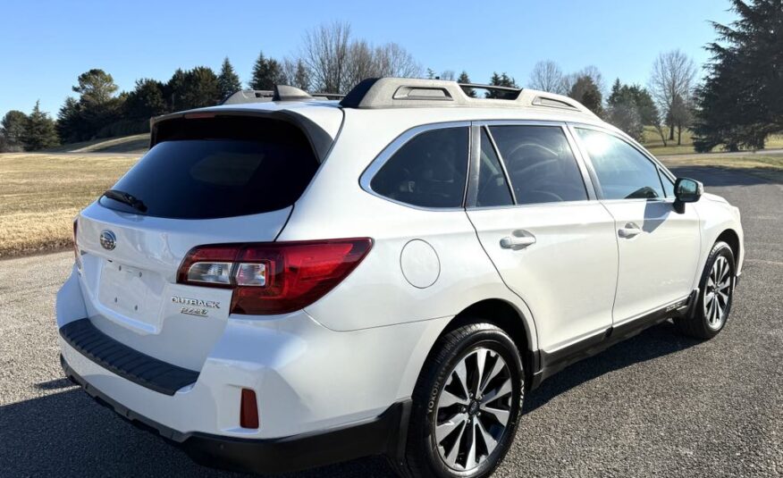 2017 Subaru Outback 2.5i Limited       <a href='http://www.carfax.com/VehicleHistory/p/Report.cfx?partner=DVW_1&vin=4S4BSANC6H3362528'><img src='http://www.carfaxonline.com/assets/subscriber/carfax_free_button.gif' width='120' height='49' border='0'></a>