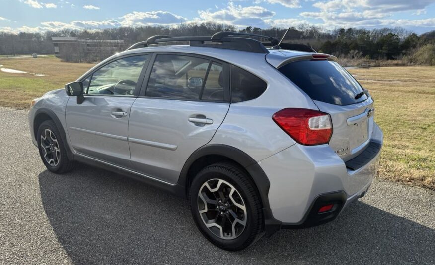 2017 Subaru Crosstrek 2.0i Premium        <a href='http://www.carfax.com/VehicleHistory/p/Report.cfx?partner=DVW_1&vin=JF2GPABC1H8258081'><img src='http://www.carfaxonline.com/assets/subscriber/carfax_free_button.gif' width='120' height='49' border='0'></a>