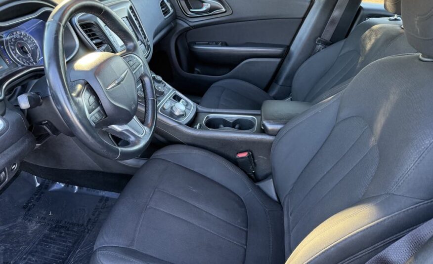 2015 Chrysler 200 Limited   <a href='http://www.carfax.com/VehicleHistory/p/Report.cfx?partner=DVW_1&vin=1C3CCCABXFN744663'><img src='http://www.carfaxonline.com/assets/subscriber/carfax_free_button.gif' width='120' height='49' border='0'></a>