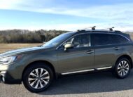 2018 Subaru Outback 2.5i Touring      <a href='http://www.carfax.com/VehicleHistory/p/Report.cfx?partner=DVW_1&vin=4S4BSATC6J3342627'><img src='http://www.carfaxonline.com/assets/subscriber/carfax_free_button.gif' width='120' height='49' border='0'></a>