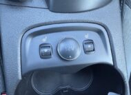 2013 Ford Focus SE      <a href='http://www.carfax.com/VehicleHistory/p/Report.cfx?partner=DVW_1&vin=1FADP3F27DL368144'><img src='http://www.carfaxonline.com/assets/subscriber/carfax_free_button.gif' width='120' height='49' border='0'></a>