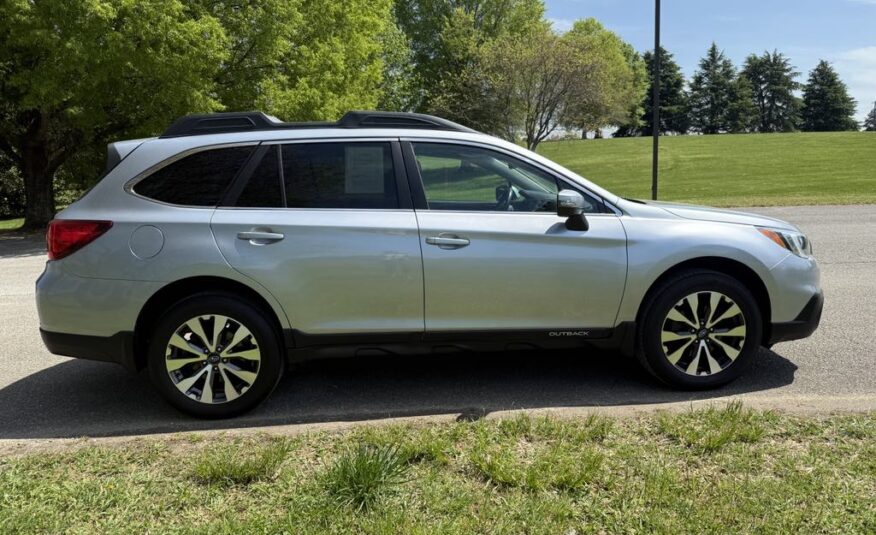 2015 Subaru Outback 2.5i Limited         <a href='http://www.carfax.com/VehicleHistory/p/Report.cfx?partner=DVW_1&vin=4S4BSBLC1F3210193'><img src='http://www.carfaxonline.com/assets/subscriber/carfax_free_button.gif' width='120' height='49' border='0'></a>