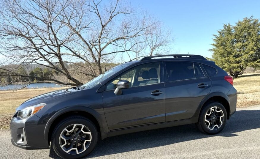 2016 Subaru Crosstrek 2.0i Premium    <a href='http://www.carfax.com/VehicleHistory/p/Report.cfx?partner=DVW_1&vin=JF2GPABC4G8310253'><img src='http://www.carfaxonline.com/assets/subscriber/carfax_free_button.gif' width='120' height='49' border='0'></a>