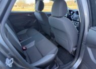 2013 Ford Focus SE      <a href='http://www.carfax.com/VehicleHistory/p/Report.cfx?partner=DVW_1&vin=1FADP3F27DL368144'><img src='http://www.carfaxonline.com/assets/subscriber/carfax_free_button.gif' width='120' height='49' border='0'></a>