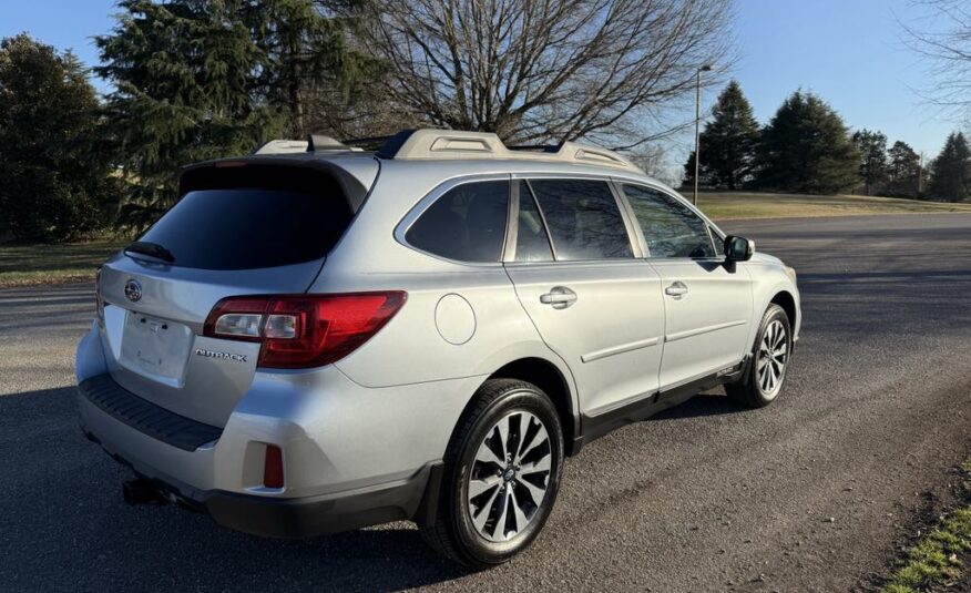 2016 Subaru Outback 2.5i Limited    <a href='http://www.carfax.com/VehicleHistory/p/Report.cfx?partner=DVW_1&vin=4S4BSBLC5G3316132'><img src='http://www.carfaxonline.com/assets/subscriber/carfax_free_button.gif' width='120' height='49' border='0'></a>