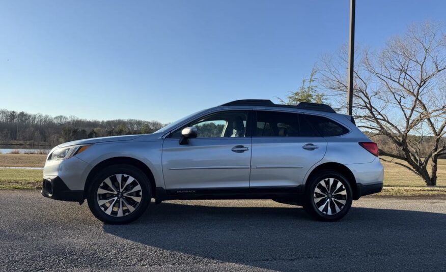 2016 Subaru Outback 2.5i Limited    <a href='http://www.carfax.com/VehicleHistory/p/Report.cfx?partner=DVW_1&vin=4S4BSBLC5G3316132'><img src='http://www.carfaxonline.com/assets/subscriber/carfax_free_button.gif' width='120' height='49' border='0'></a>