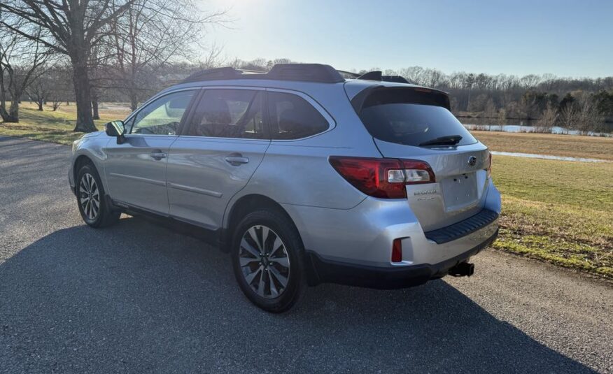 2016 Subaru Outback 2.5i Limited    <a href='http://www.carfax.com/VehicleHistory/p/Report.cfx?partner=DVW_1&vin=4S4BSBLC5G3316132'><img src='http://www.carfaxonline.com/assets/subscriber/carfax_free_button.gif' width='120' height='49' border='0'></a>