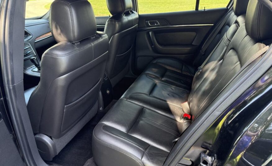 2014 Lincoln MKS          <a href='http://www.carfax.com/VehicleHistory/p/Report.cfx?partner=DVW_1&vin=1LNHL9DK3EG601133'><img src='http://www.carfaxonline.com/assets/subscriber/carfax_free_button.gif' width='120' height='49' border='0'></a>