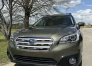 Gorgeous 2017 Subaru Outback 3.6R Limited          <a href='http://www.carfax.com/VehicleHistory/p/Report.cfx?partner=DVW_1&vin=4S4BSENCXH3222988'><img src='http://www.carfaxonline.com/assets/subscriber/carfax_free_button.gif' width='120' height='49' border='0'></a>