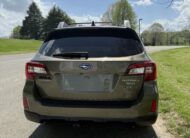 Gorgeous 2017 Subaru Outback 3.6R Limited          <a href='http://www.carfax.com/VehicleHistory/p/Report.cfx?partner=DVW_1&vin=4S4BSENCXH3222988'><img src='http://www.carfaxonline.com/assets/subscriber/carfax_free_button.gif' width='120' height='49' border='0'></a>