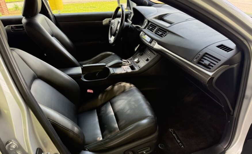 2013 Lexus Ct200H F Sport             <a href='http://www.carfax.com/VehicleHistory/p/Report.cfx?partner=DVW_1&vin=JTHKD5BHXD2164779'><img src='http://www.carfaxonline.com/assets/subscriber/carfax_free_button.gif' width='120' height='49' border='0'></a>