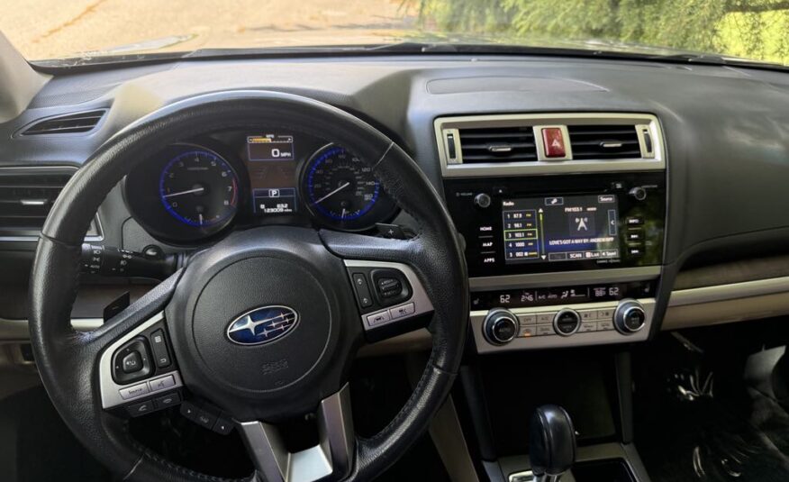 Gorgeous 2017 Subaru Outback 3.6R Limited          <a href='http://www.carfax.com/VehicleHistory/p/Report.cfx?partner=DVW_1&vin=4S4BSENCXH3222988'><img src='http://www.carfaxonline.com/assets/subscriber/carfax_free_button.gif' width='120' height='49' border='0'></a>
