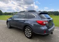 2017 Subaru Outback 2.5i Limited                <a href='http://www.carfax.com/VehicleHistory/p/Report.cfx?partner=DVW_1&vin=4S4BSANC2H3283339'><img src='http://www.carfaxonline.com/assets/subscriber/carfax_free_button.gif' width='120' height='49' border='0'></a>