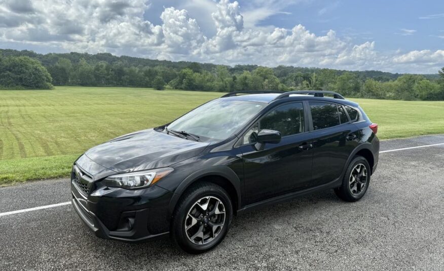 2019 Subaru Crosstrek 2.0i Premium                  <a href='http://www.carfax.com/VehicleHistory/p/Report.cfx?partner=DVW_1&vin=JF2GTAEC0KH214359'><img src='http://www.carfaxonline.com/assets/subscriber/carfax_free_button.gif' width='120' height='49' border='0'></a>