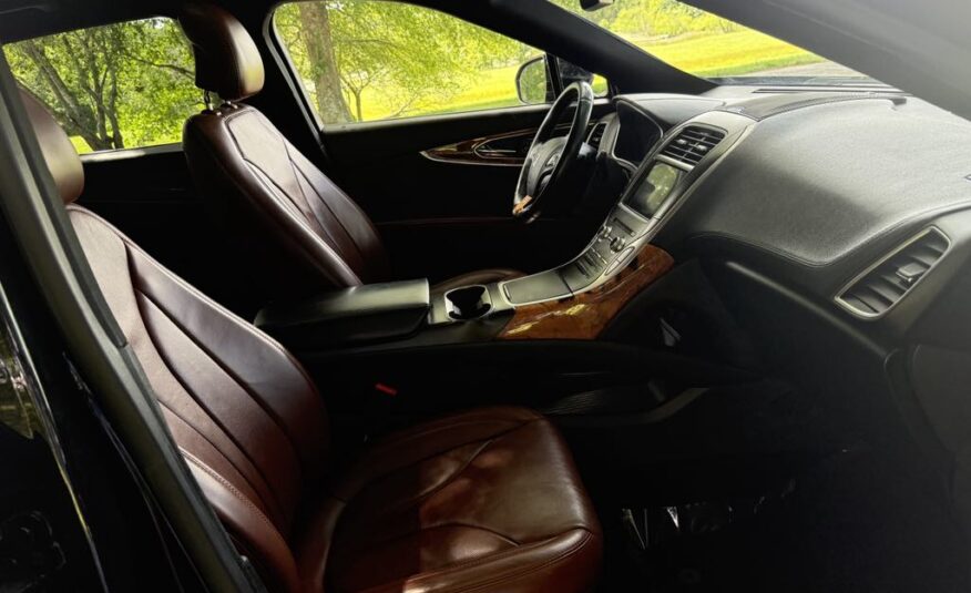 2017 Lincoln MKX Reserve             <a href='http://www.carfax.com/VehicleHistory/p/Report.cfx?partner=DVW_1&vin=2LMPJ6LR6HBL46007'><img src='http://www.carfaxonline.com/assets/subscriber/carfax_free_button.gif' width='120' height='49' border='0'></a>