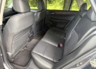 2017 Subaru Outback 2.5i Limited                <a href='http://www.carfax.com/VehicleHistory/p/Report.cfx?partner=DVW_1&vin=4S4BSANC2H3283339'><img src='http://www.carfaxonline.com/assets/subscriber/carfax_free_button.gif' width='120' height='49' border='0'></a>