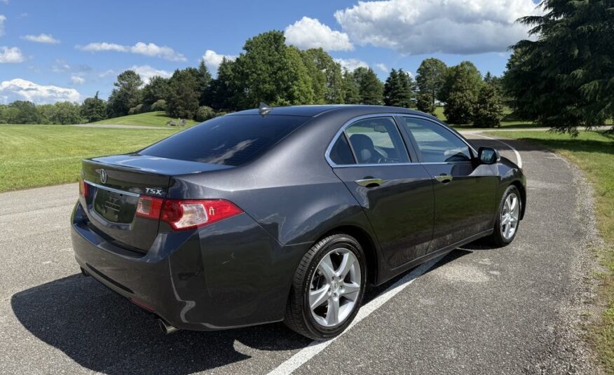 2013 Acura TSX           <a href='http://www.carfax.com/VehicleHistory/p/Report.cfx?partner=DVW_1&vin=JH4CU2F60DC014119'><img src='http://www.carfaxonline.com/assets/subscriber/carfax_free_button.gif' width='120' height='49' border='0'></a>