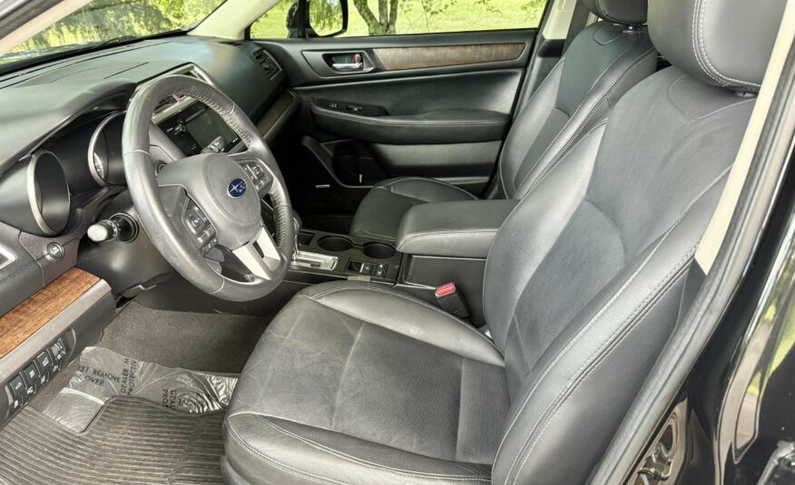 2016 Subaru Outback 2.5i Limited   <a href='http://www.carfax.com/VehicleHistory/p/Report.cfx?partner=DVW_1&vin=4S4BSBNC9G3339815'><img src='http://www.carfaxonline.com/assets/subscriber/carfax_free_button.gif' width='120' height='49' border='0'></a>