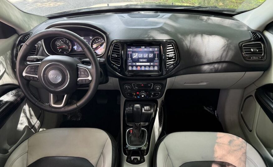 2018 JEEP Compass Limited           <a href='http://www.carfax.com/VehicleHistory/p/Report.cfx?partner=DVW_1&vin=3C4NJCCB9JT487155'><img src='http://www.carfaxonline.com/assets/subscriber/carfax_free_button.gif' width='120' height='49' border='0'></a>