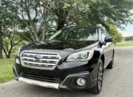 2016 Subaru Outback 2.5i Limited   <a href='http://www.carfax.com/VehicleHistory/p/Report.cfx?partner=DVW_1&vin=4S4BSBNC9G3339815'><img src='http://www.carfaxonline.com/assets/subscriber/carfax_free_button.gif' width='120' height='49' border='0'></a>