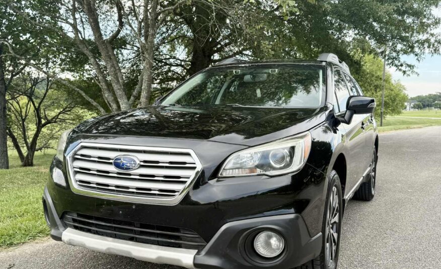 2016 Subaru Outback 2.5i Limited   <a href='http://www.carfax.com/VehicleHistory/p/Report.cfx?partner=DVW_1&vin=4S4BSBNC9G3339815'><img src='http://www.carfaxonline.com/assets/subscriber/carfax_free_button.gif' width='120' height='49' border='0'></a>