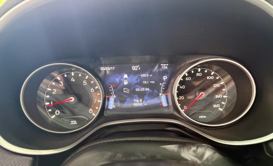 2018 JEEP Compass Limited           <a href='http://www.carfax.com/VehicleHistory/p/Report.cfx?partner=DVW_1&vin=3C4NJCCB9JT487155'><img src='http://www.carfaxonline.com/assets/subscriber/carfax_free_button.gif' width='120' height='49' border='0'></a>