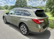 2015 Subaru Outback 2.5i Limited      <a href='http://www.carfax.com/VehicleHistory/p/Report.cfx?partner=DVW_1&vin=4S4BSBNC9F3286306'><img src='http://www.carfaxonline.com/assets/subscriber/carfax_free_button.gif' width='120' height='49' border='0'></a>