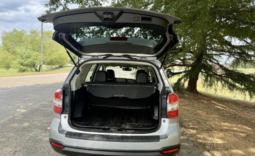 2016 Subaru Forester      <a href='http://www.carfax.com/VehicleHistory/p/Report.cfx?partner=DVW_1&vin=JF2SJAXC6GH426378'><img src='http://www.carfaxonline.com/assets/subscriber/carfax_free_button.gif' width='120' height='49' border='0'></a>