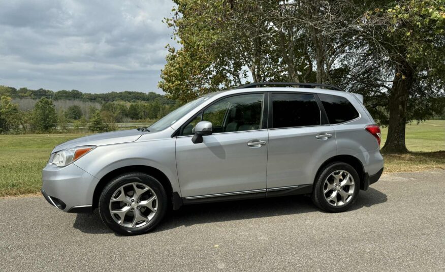 2016 Subaru Forester      <a href='http://www.carfax.com/VehicleHistory/p/Report.cfx?partner=DVW_1&vin=JF2SJAXC6GH426378'><img src='http://www.carfaxonline.com/assets/subscriber/carfax_free_button.gif' width='120' height='49' border='0'></a>