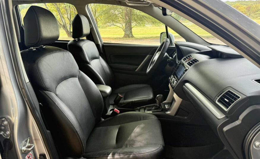 2016 Subaru Forester      <a href='http://www.carfax.com/VehicleHistory/p/Report.cfx?partner=DVW_1&vin=JF2SJAXC6GH426378'><img src='http://www.carfaxonline.com/assets/subscriber/carfax_free_button.gif' width='120' height='49' border='0'></a>