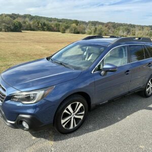 2019 Subaru Outback 3.6R Limited <a href='http://www.carfax.com/VehicleHistory/p/Report.cfx?partner=DVW_1&vin=4S4BSENC6K3302103'><img src='http://www.carfaxonline.com/assets/subscriber/carfax_free_button.gif' width='120' height='49' border='0'></a>