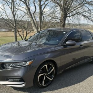 2018 Honda Accord Sport   <a href='http://www.carfax.com/VehicleHistory/p/Report.cfx?partner=DVW_1&vin=1HGCV1F39JA228906'><img src='http://www.carfaxonline.com/assets/subscriber/carfax_free_button.gif' width='120' height='49' border='0'></a>